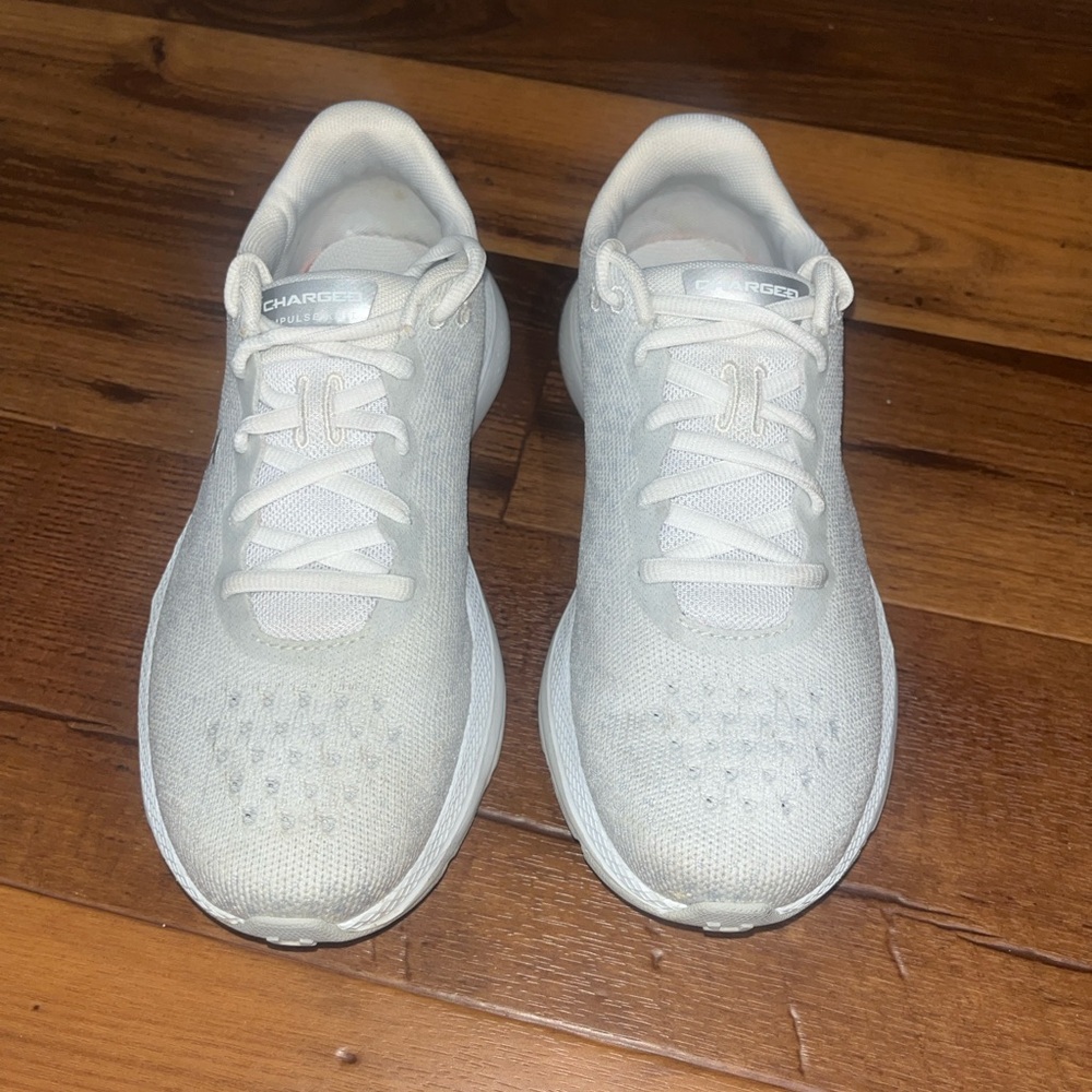 UNDER ARMOUR Charged Impulse Knit White Athletic Sneakers- Size 7.5